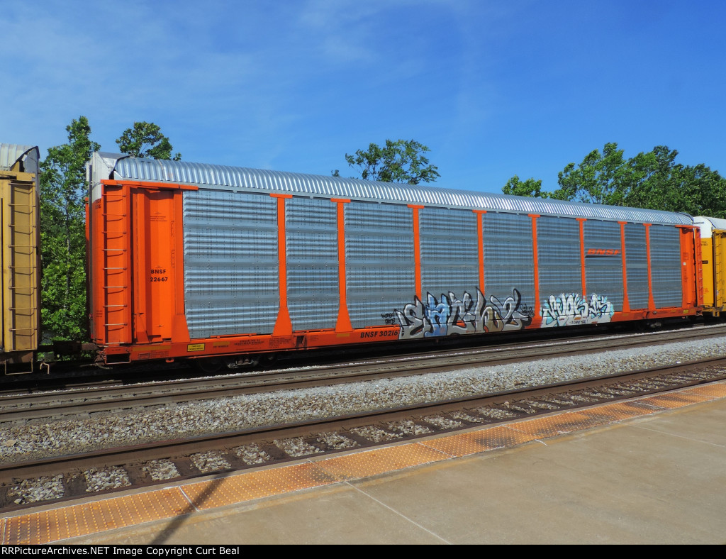 BNSF 302167 - 22667